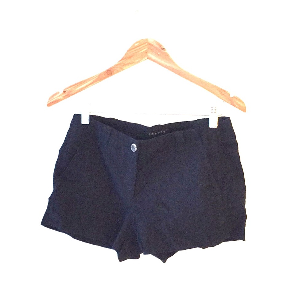 Theory black linen blend shorts.